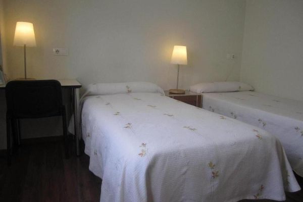 Hostal El Estudio (Almansa)